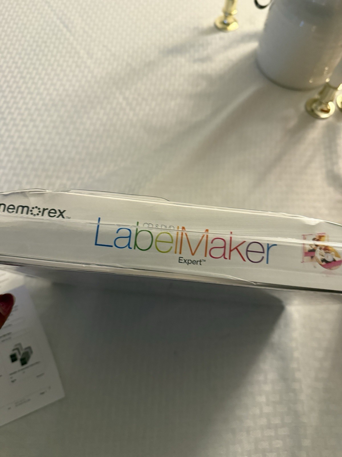 Memorex LabelMaker Expert CD & DVD Label Maker for Windows 98SE/Me/2000/XP