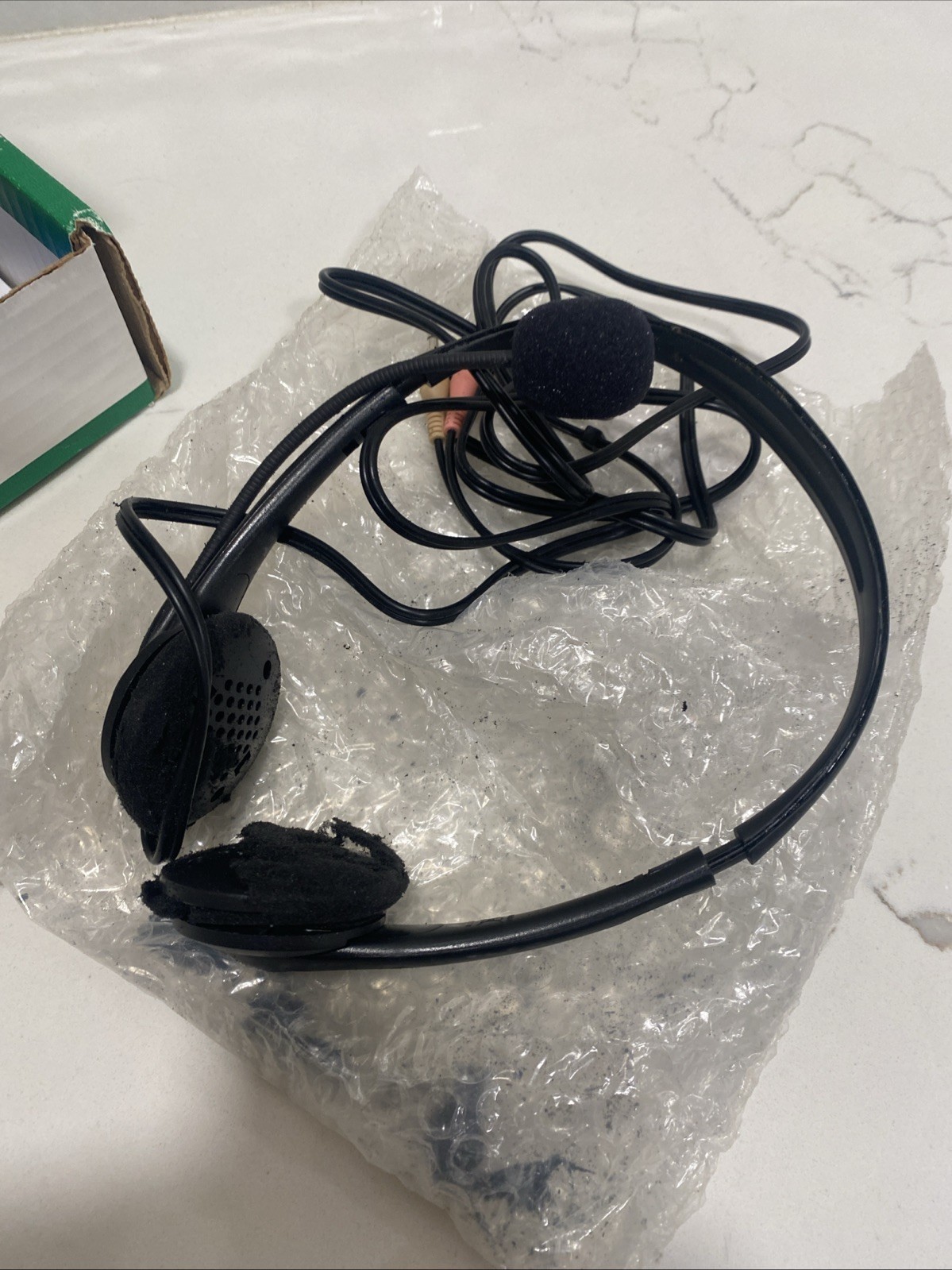 Dragon Naturally Speaking 10 Mic Headset Voice Recognition (New in Box)