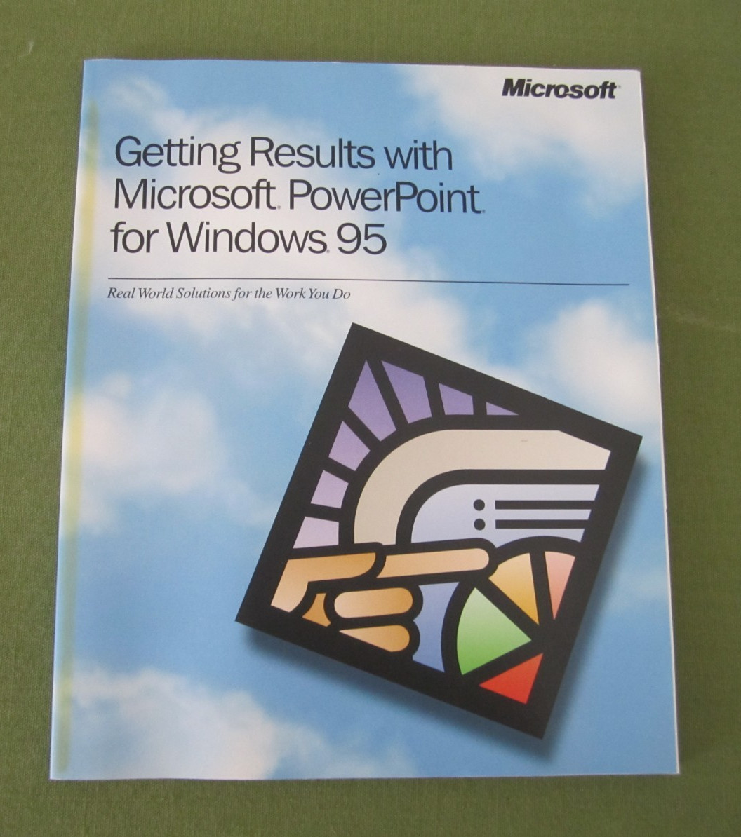 New ! Microsoft Office Windows 95 Power Point & Floppy Disks & Booklet w/ Key