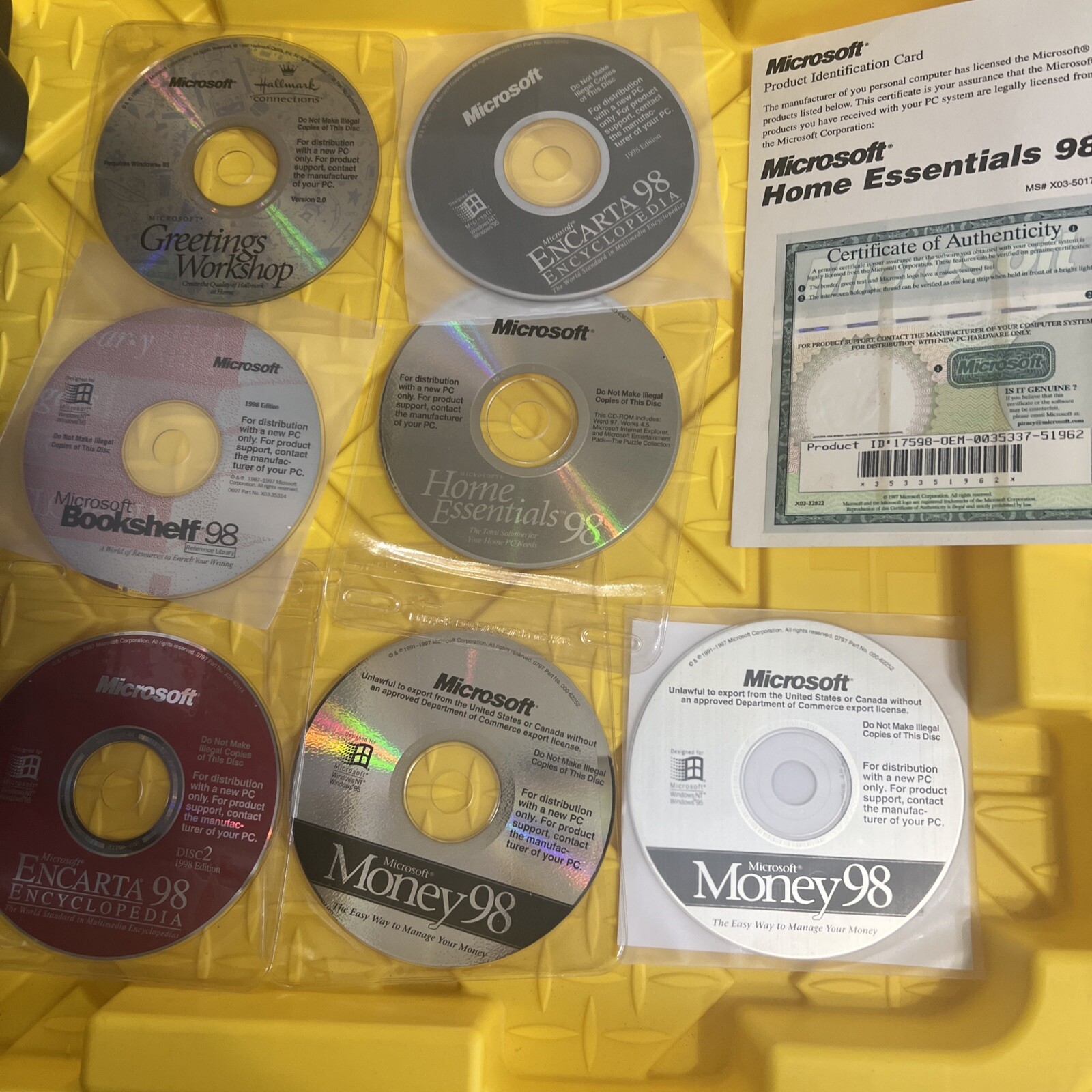 Vintage Software Lot Microsoft Money 98 Encarta Bookshelf Home Original CDs