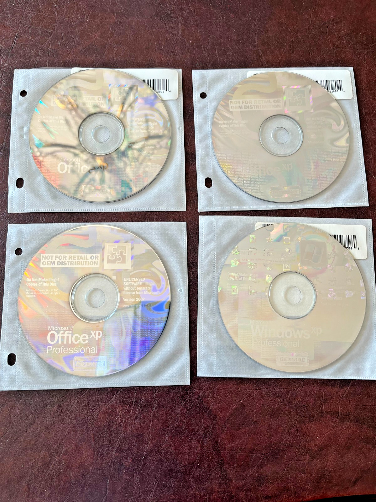 Set of 4 CDs Microsoft Office XP & Windows XP, 2 w/Product Keys, Version 2002