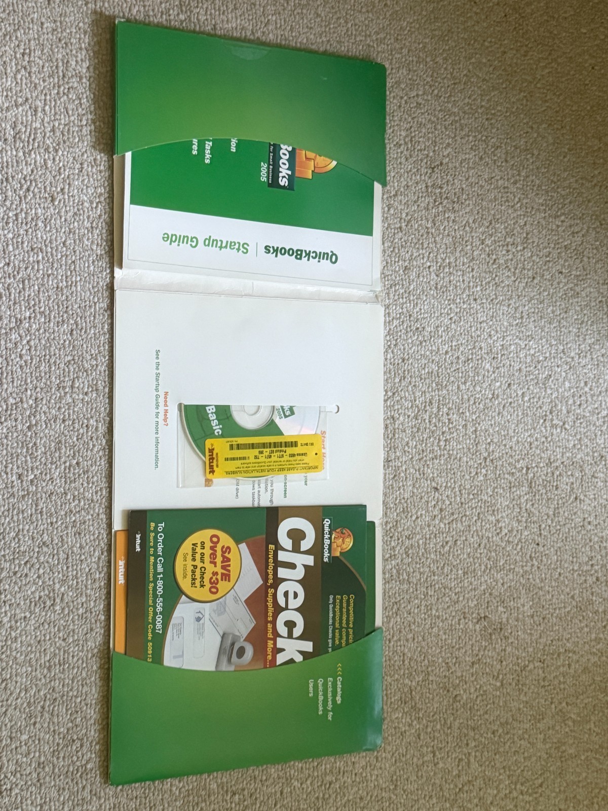 Intuit QuickBooks Pro Edition 2005 Small Business Financial Software
