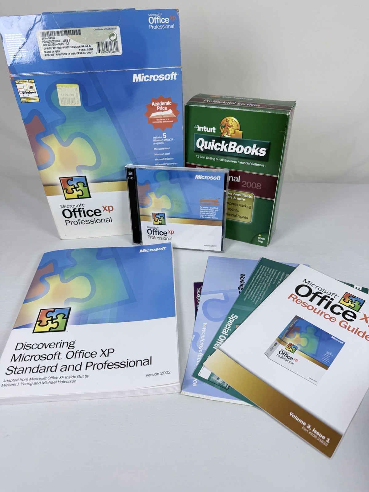 Microsoft Office XP Professional & QuickBooks Professional 2008 Software Lot