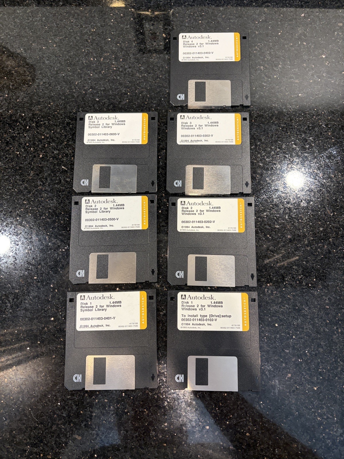 Rare Autodesk Autosketch CAD for Windows Original Software 3.5″ Floppy Disk 1994