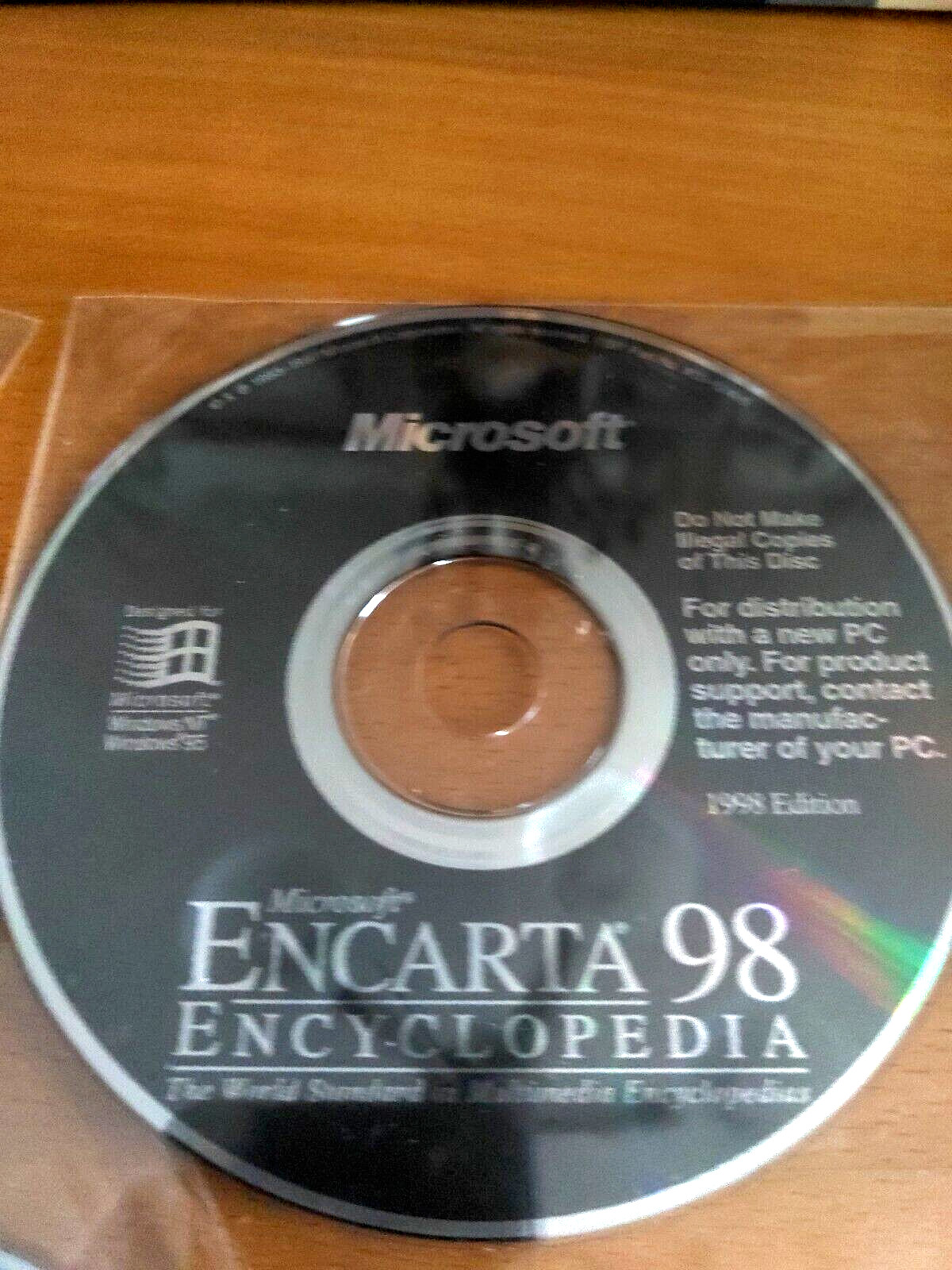 New Microsoft Bookshelf, Money, and Encarta 1998 PC Software, 3 CDs COD