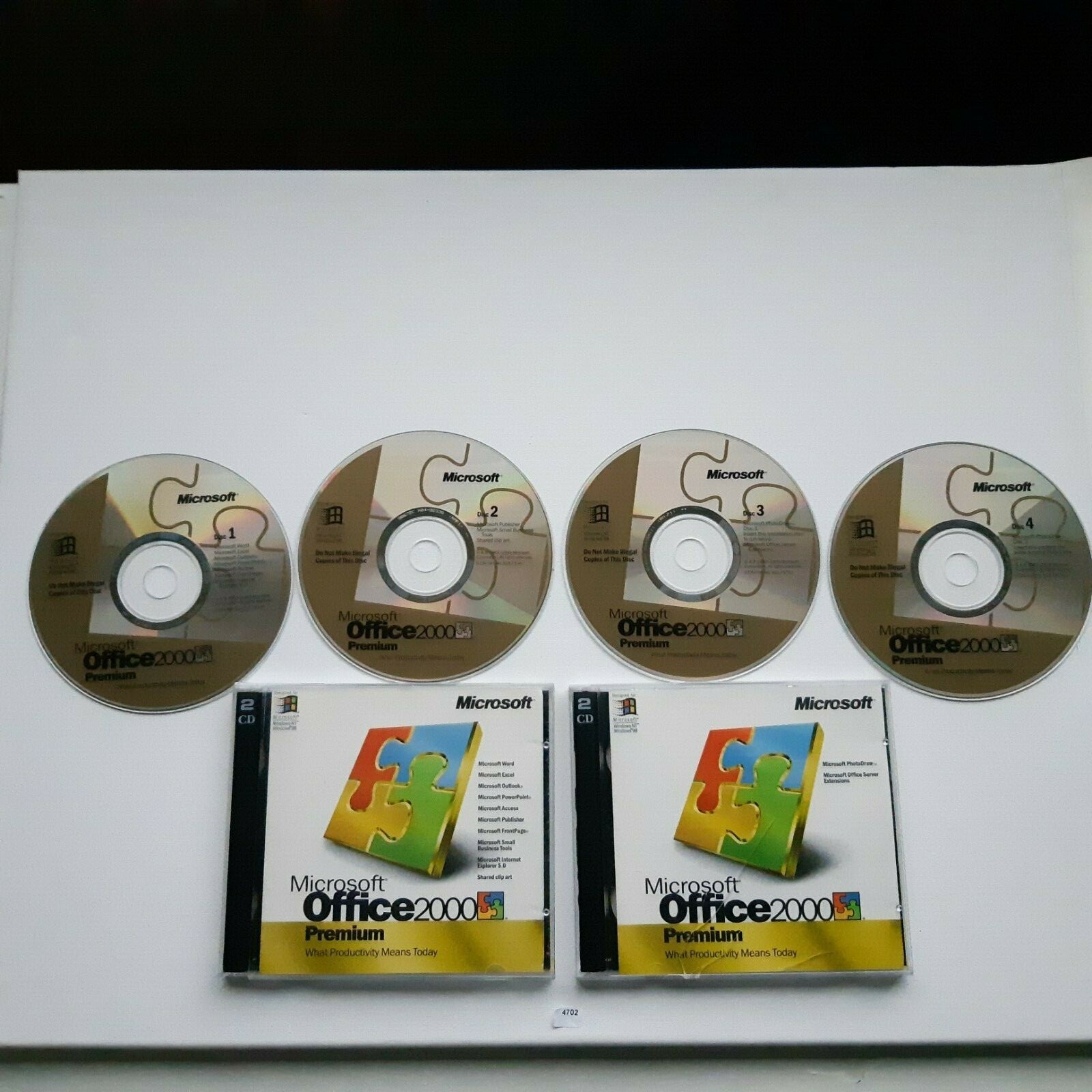 Microsoft Office 2000 Premium 4 discs with product key