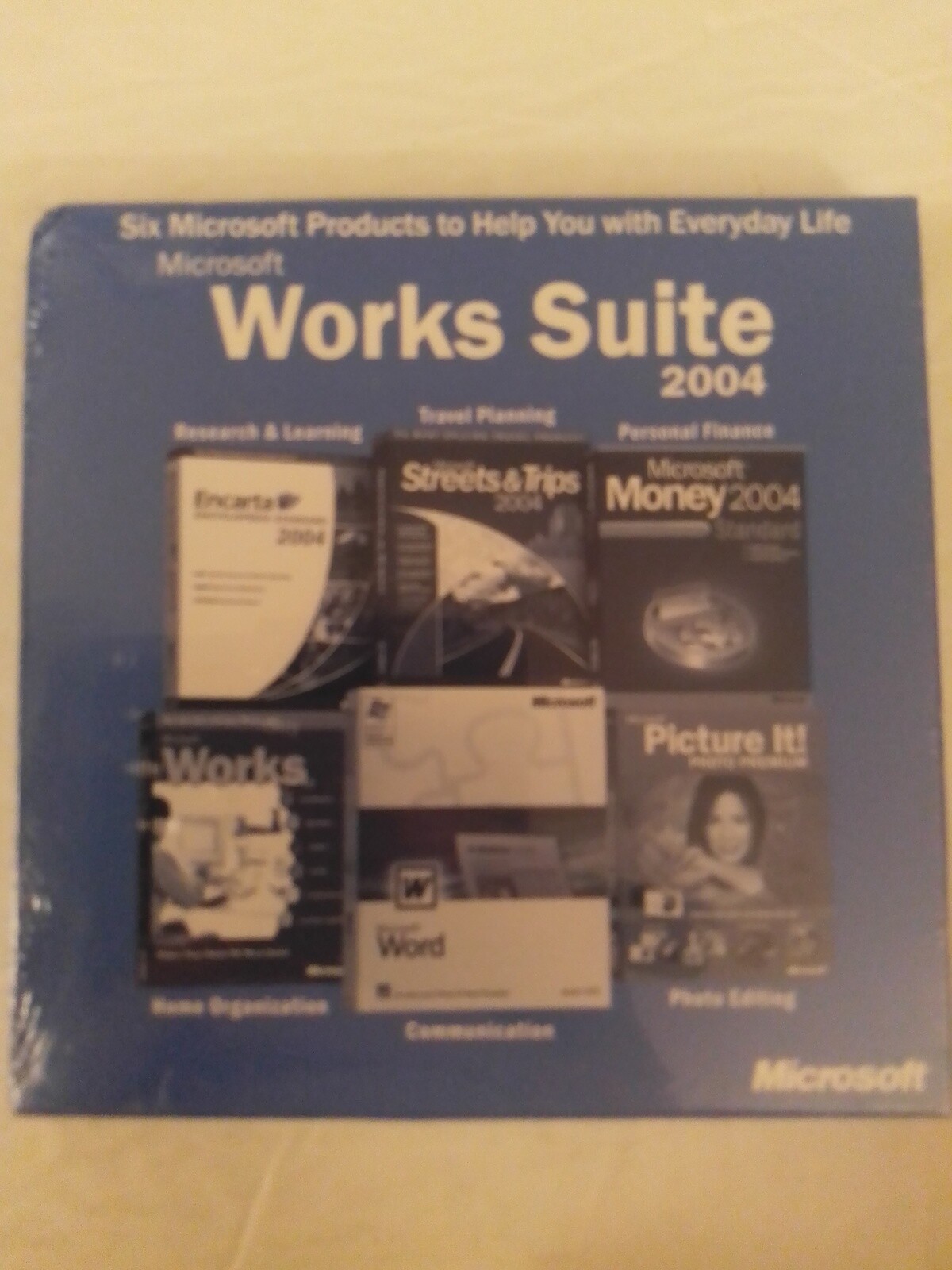 Microsoft Works Suite 2004 CD-ROM Set Brand New Factory Sealed With Word Key
