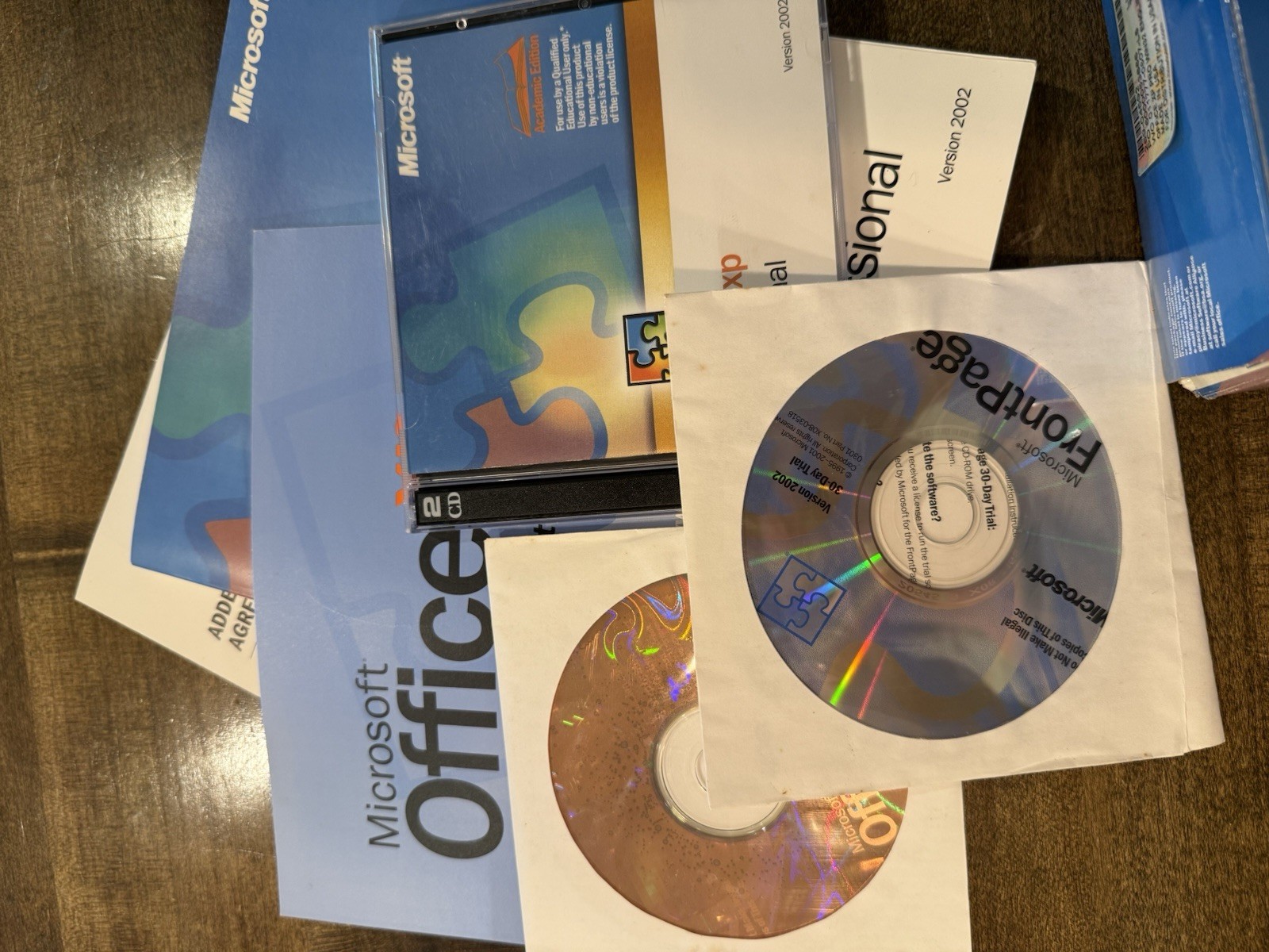 Microsoft Office XP Professional Upgrade Version 2002 UNTESTED