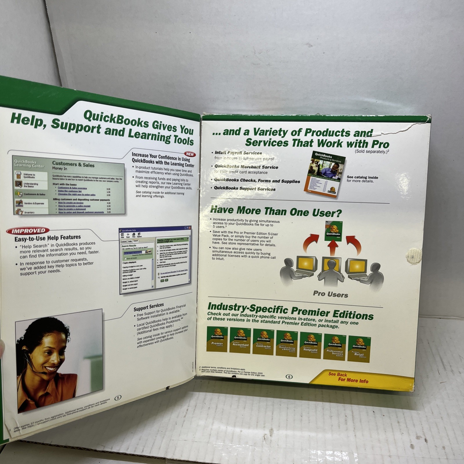 Quickbooks Pro Financial Software for small business 2005 Windows