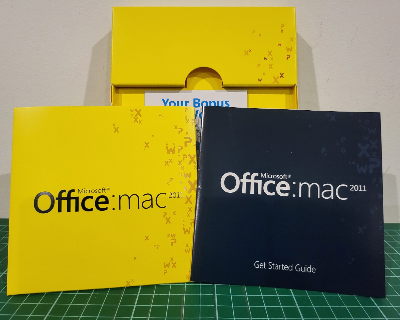 Microsoft Office Mac 2011 Home & Student BRAND NEW UNUSED