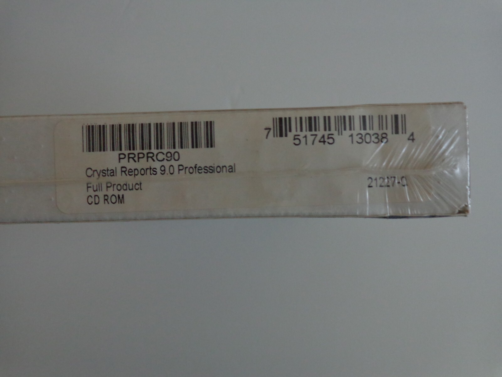 Crystal Reports 9 Professional Full Product For Windows ( Sealed Retail Box)