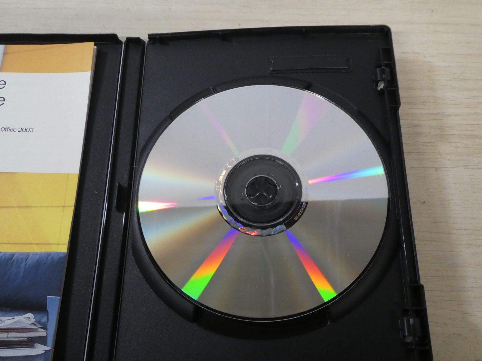 Microsoft Office Student & Teacher Edition 2003 with Key Software PC CD Rom