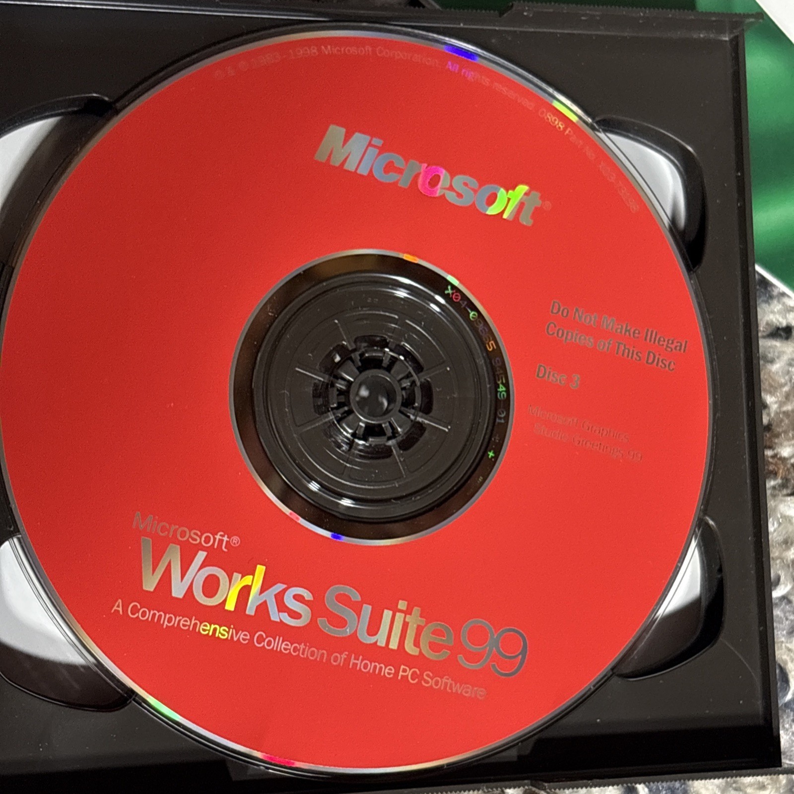 Microsoft Works Suite 99, CD Key, Retail Box For Windows 95 Or Later +Streets 98