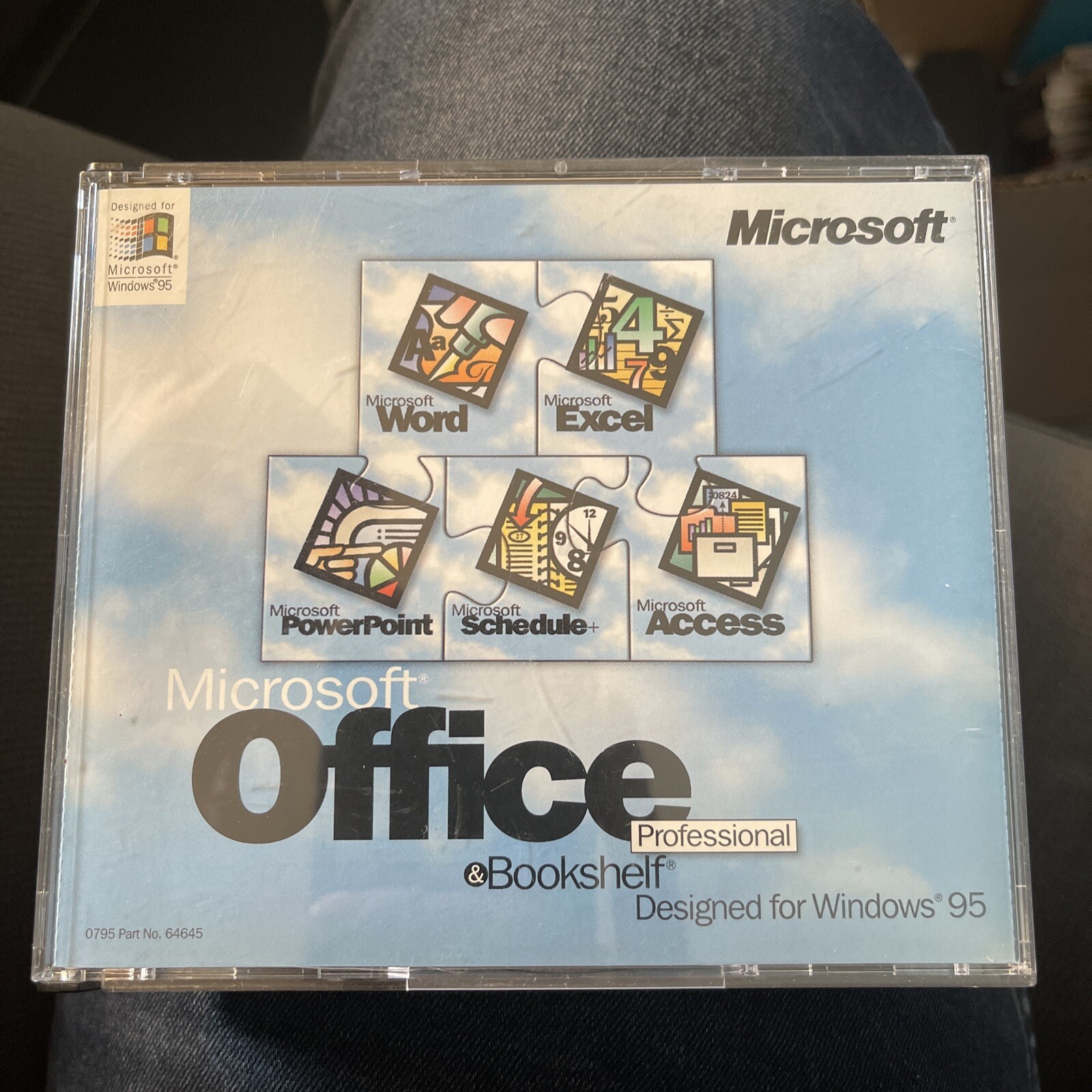 Microsoft Office Professional & Bookshelf – for Windows 95 – CDs – Tested