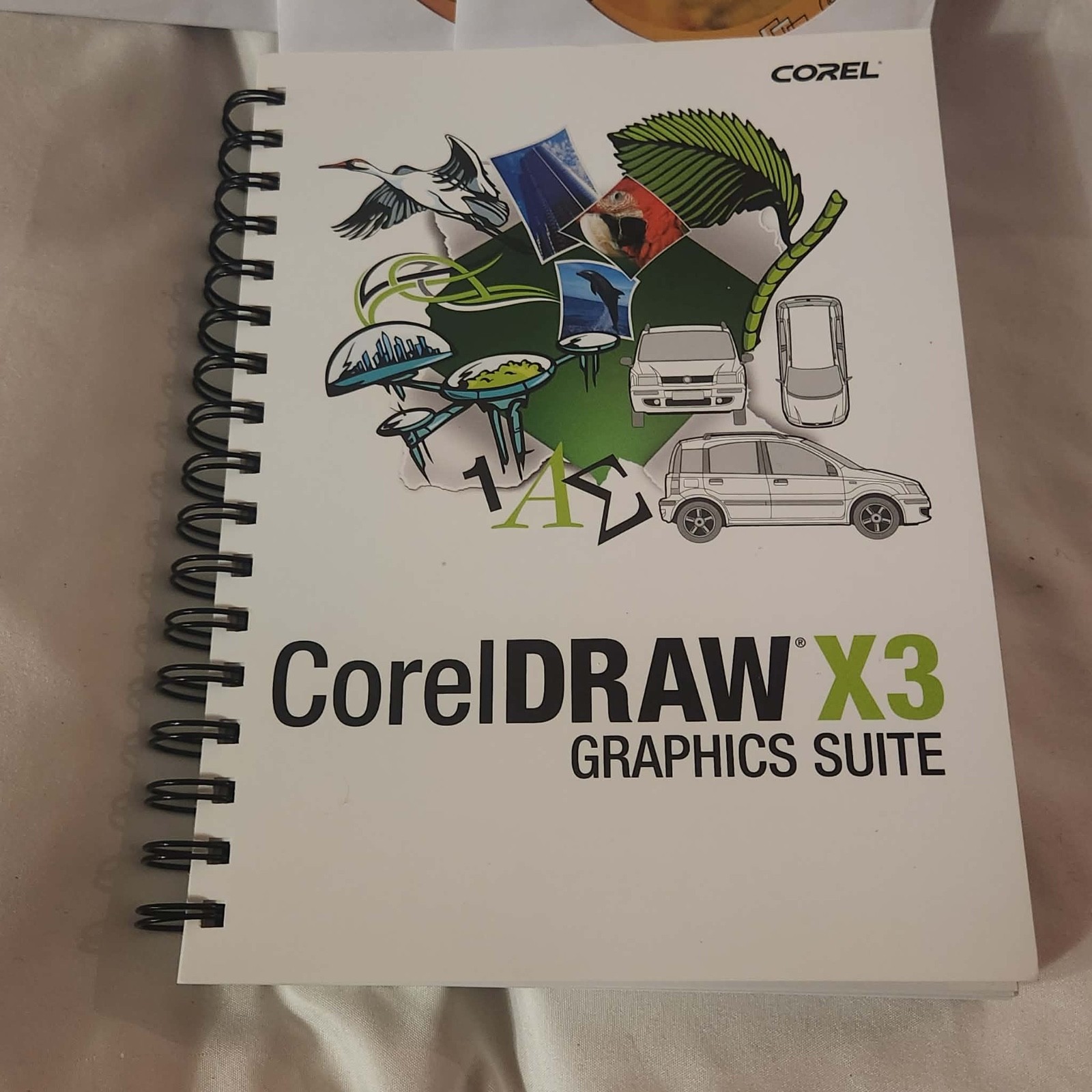 Corel Draw X3 Graphics Suite 4 CD Set, Handbook, User Guide & Manual.