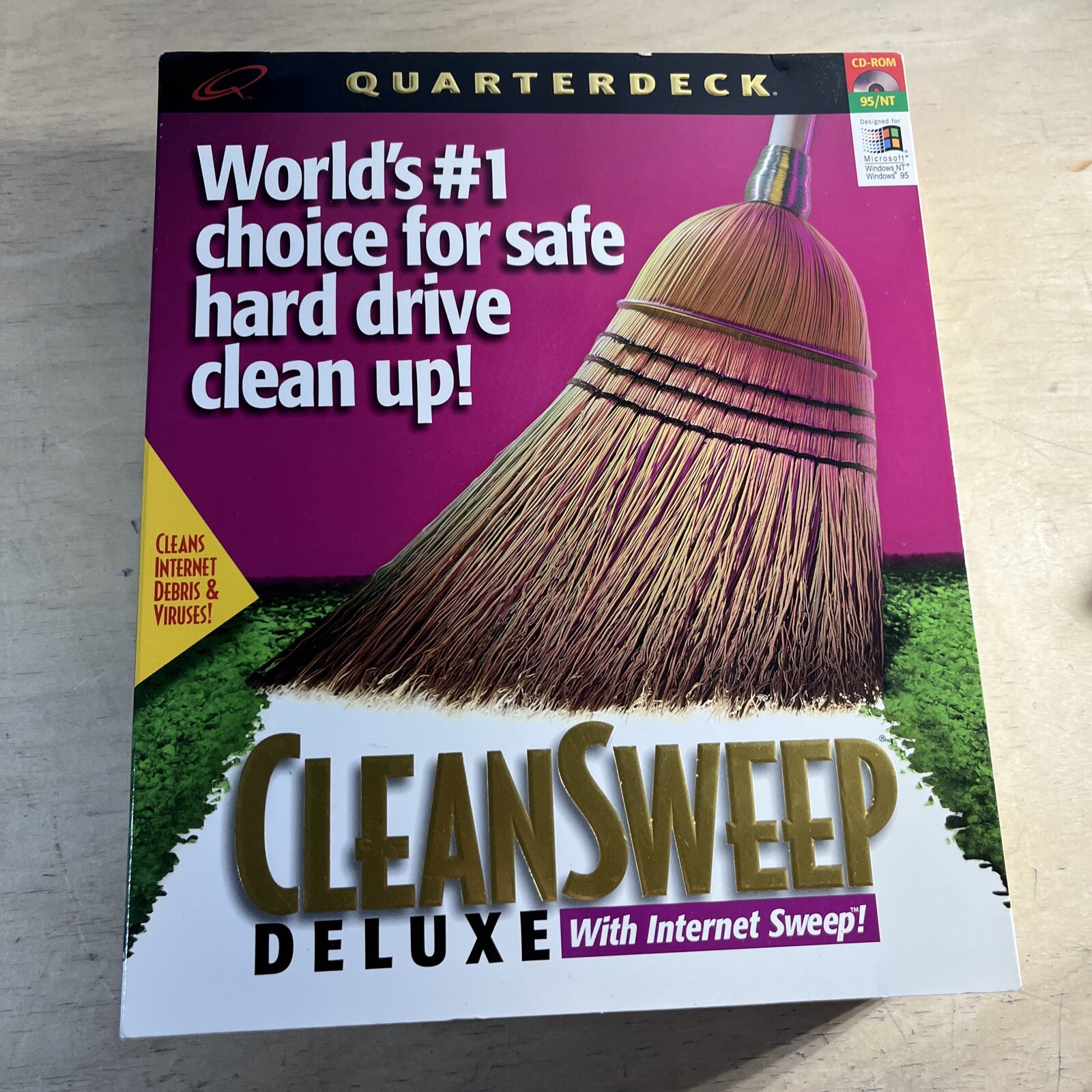 VINTAGE Quarterdeck Cleansweep Deluxe for Windows 95/98/NT (User Guide & CD-ROM)