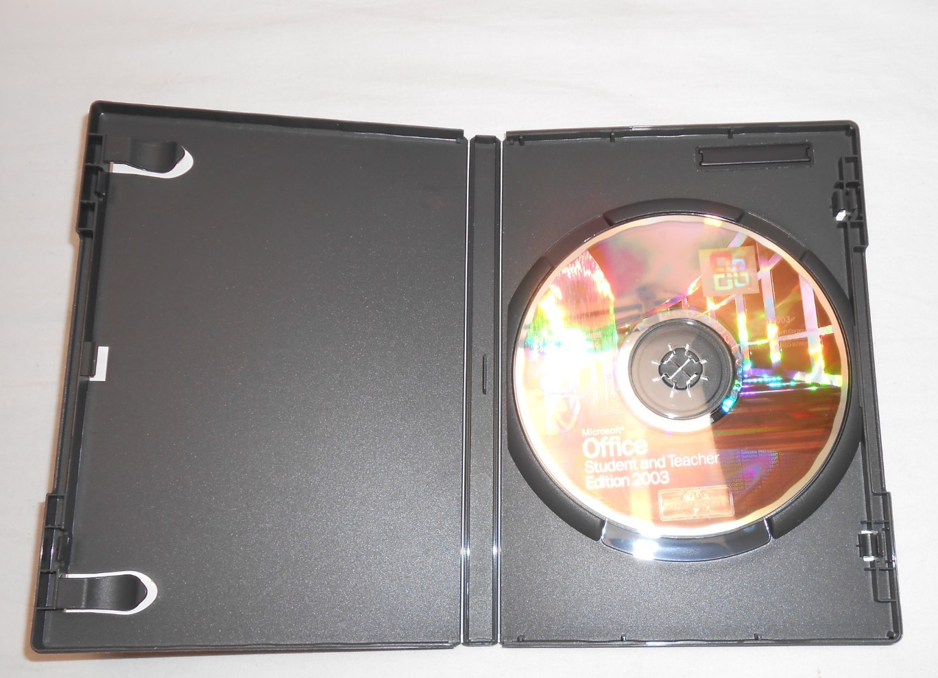 Microsoft Office 2003 Student and Teacher Edition Product Key & Disc