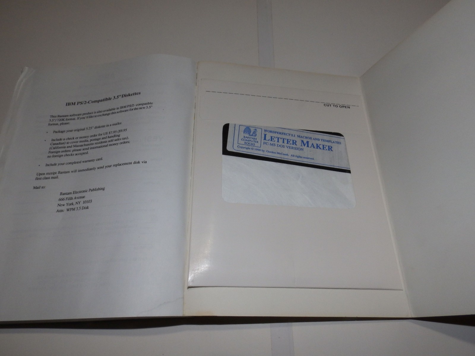 Vintage Software – WordPerfect for DOS v5.1 and By Design for WordPerfect v2.0