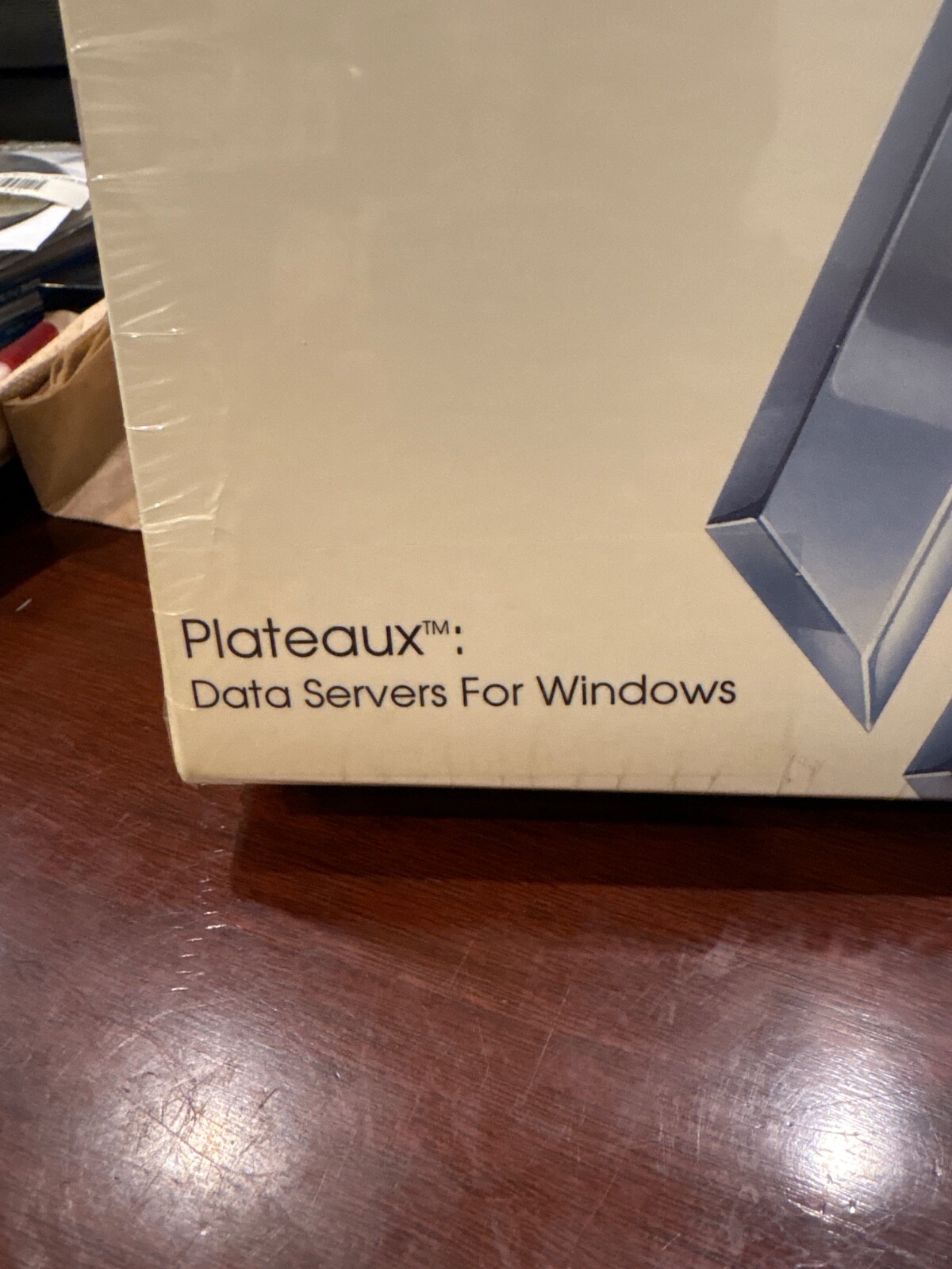 RARE BRAND NEW IN SHRINK WRAP PLATINUM ERP –PLATEAUX DATA SERVERS FOR WINDOWS.