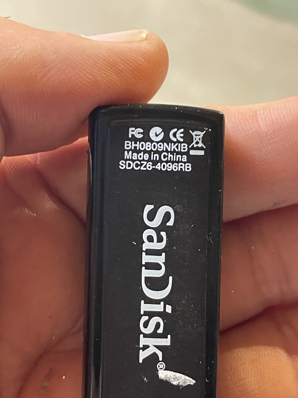 SUN DISK FLASH DRIVES “MICRO 4gb