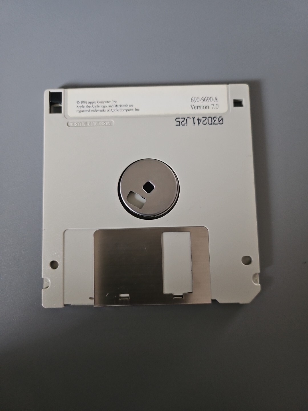 Vtg 1990 Apple Macintosh System Startup Install 1 Disc 3.5″ Floppy Disk Bin214