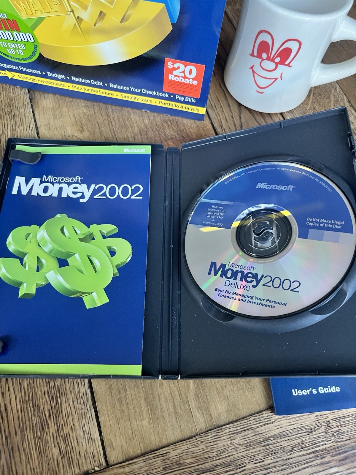 Microsoft Money 2002 Deluxe Open Retail Box DVD & Case – Box Cut