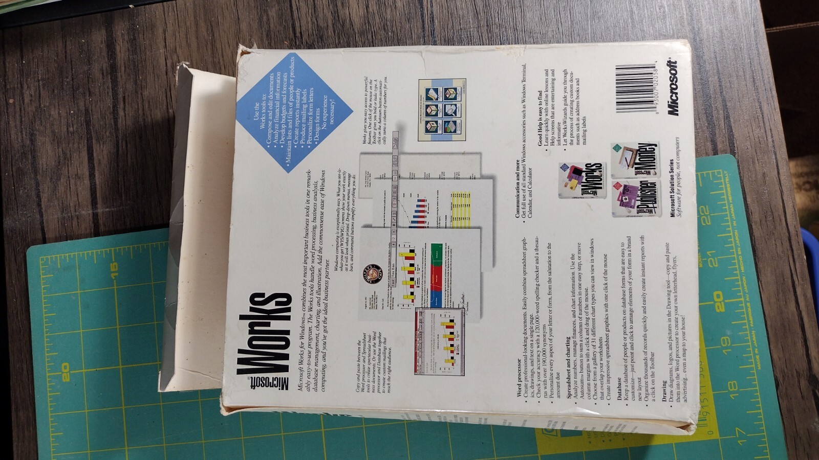 RARE Microsoft WORKS Software MS-DOS 2.0 WINDOWS PC 1991 with Box