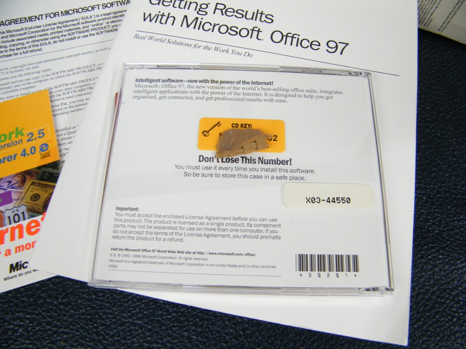 Microsoft Office 97 Standard Edition Upgrade CIB Original Box w/Book & MSN Disc