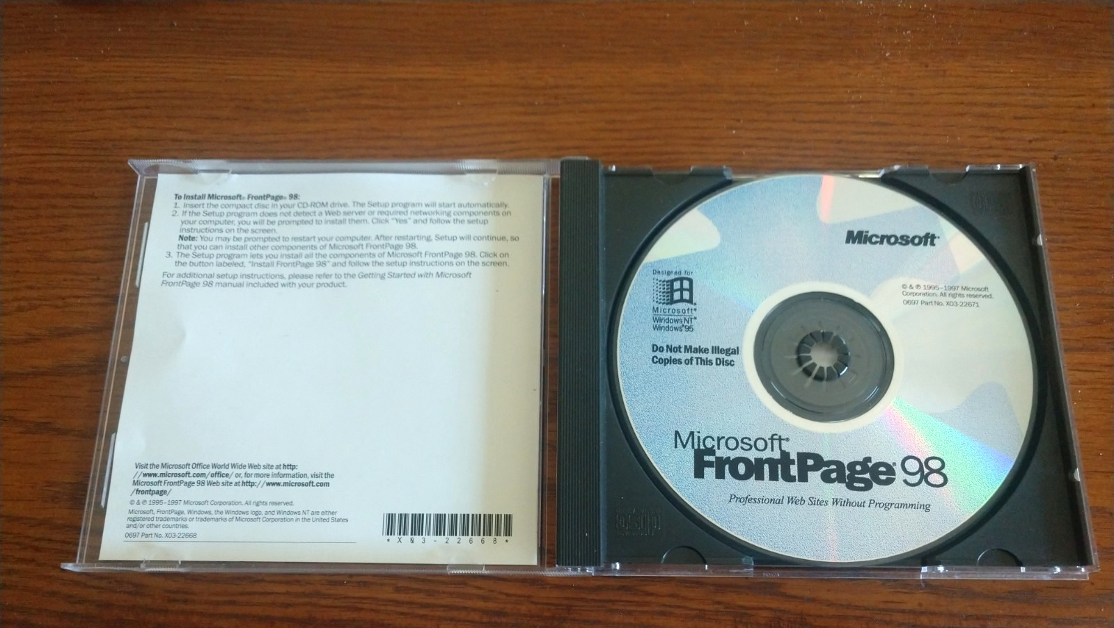 Microsoft FrontPage 98 CD-ROM with Key – Windows Web Site Creation Tool