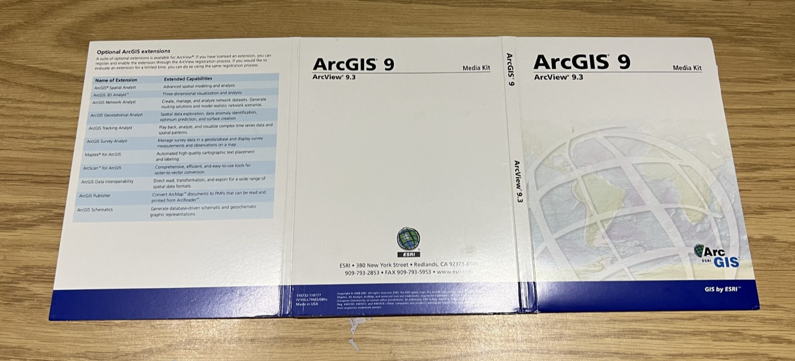 Set of 2 ArcGIS 9 Data & Maps and Arcview 9.3 Media Kit GIS by ESRI DVDs Mapping