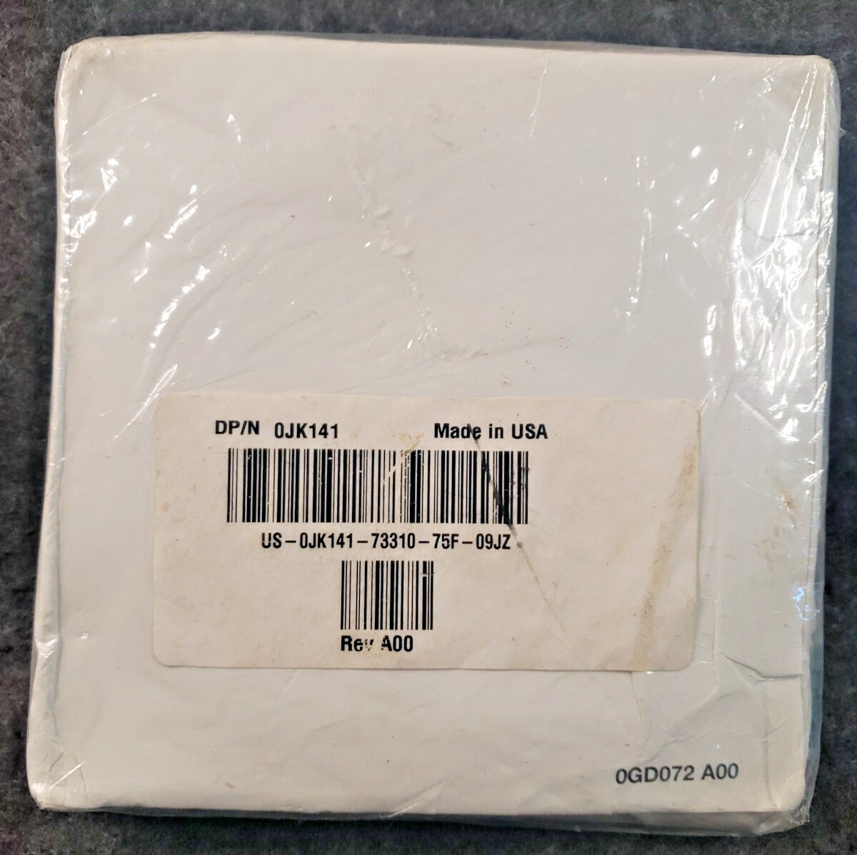 RED HAT ENTERPRISE LINUX WS VERSION 4 New Sealed …………………..(DS4D2)