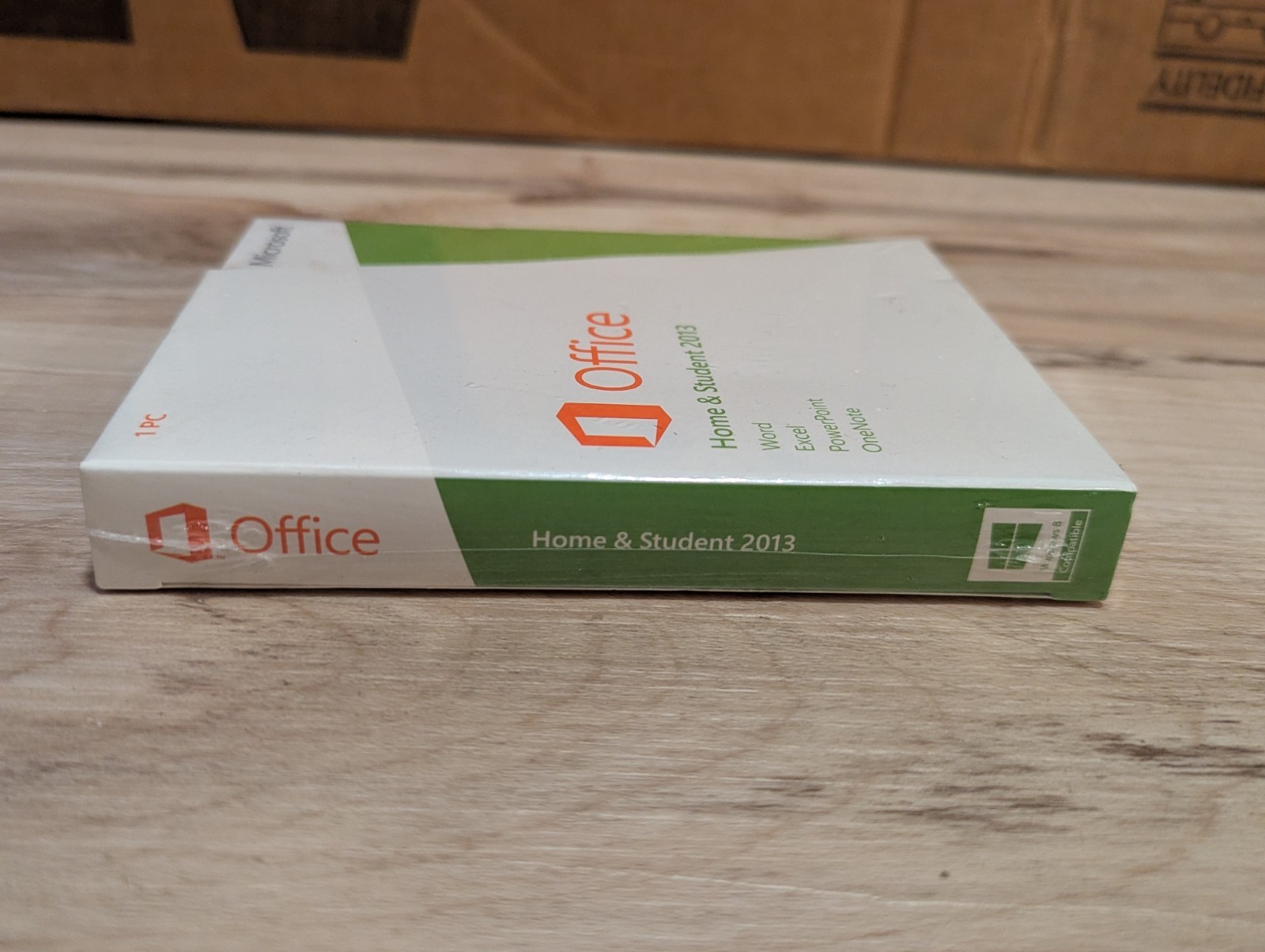 MS Microsoft Office 2013 Home and Student Full English Retail Boxed Version PKC