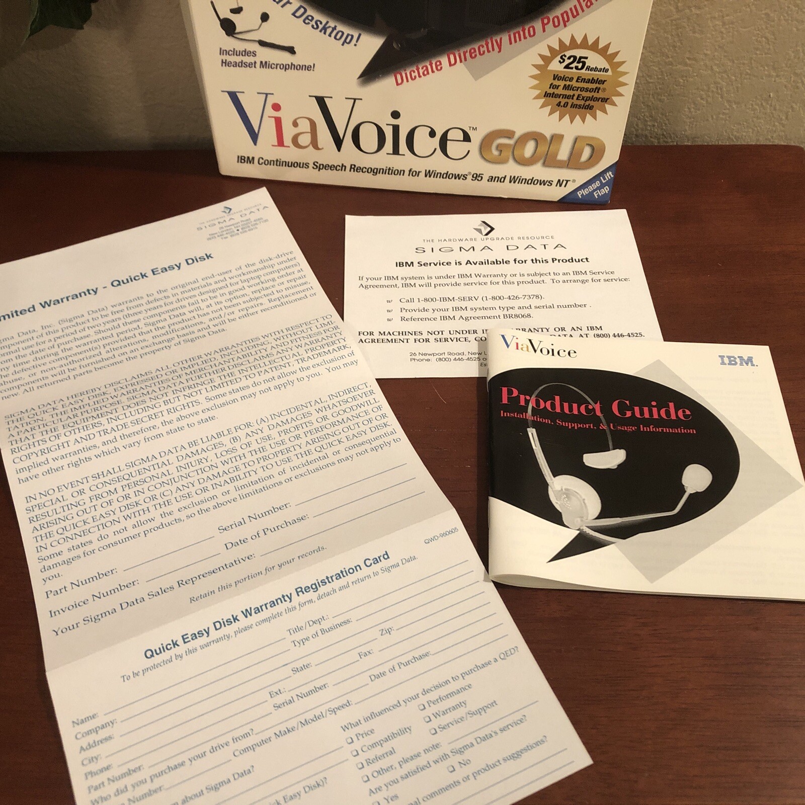 IBM ViaVoice Gold ~ Continuous Speech Recognition ~ Version 4.3 ~ VoiceType ~ CD