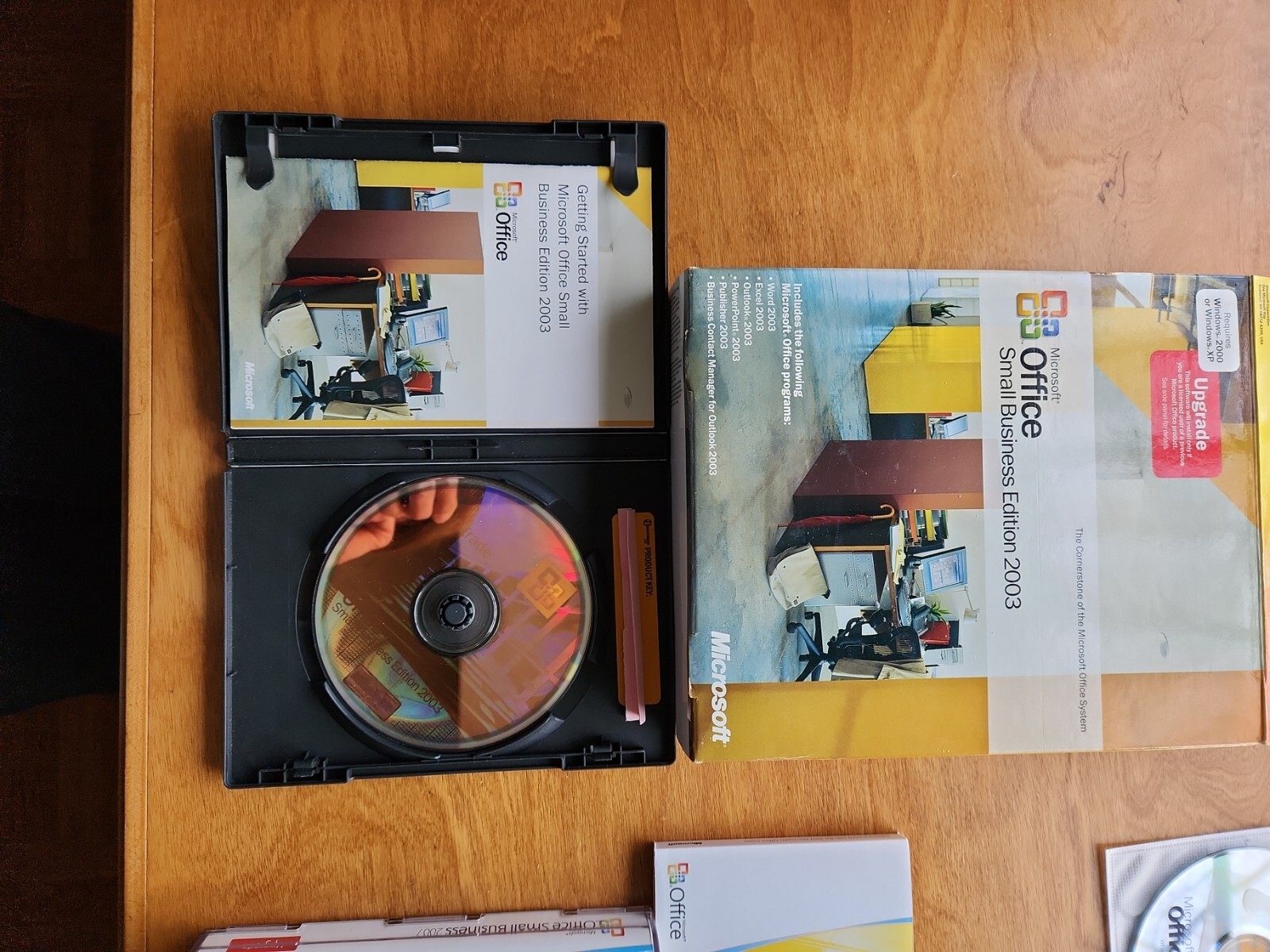GENUINE MICROSOFT OFFICE 2000, 2003 upgrade, 2007 upgrade discs, Product Keys