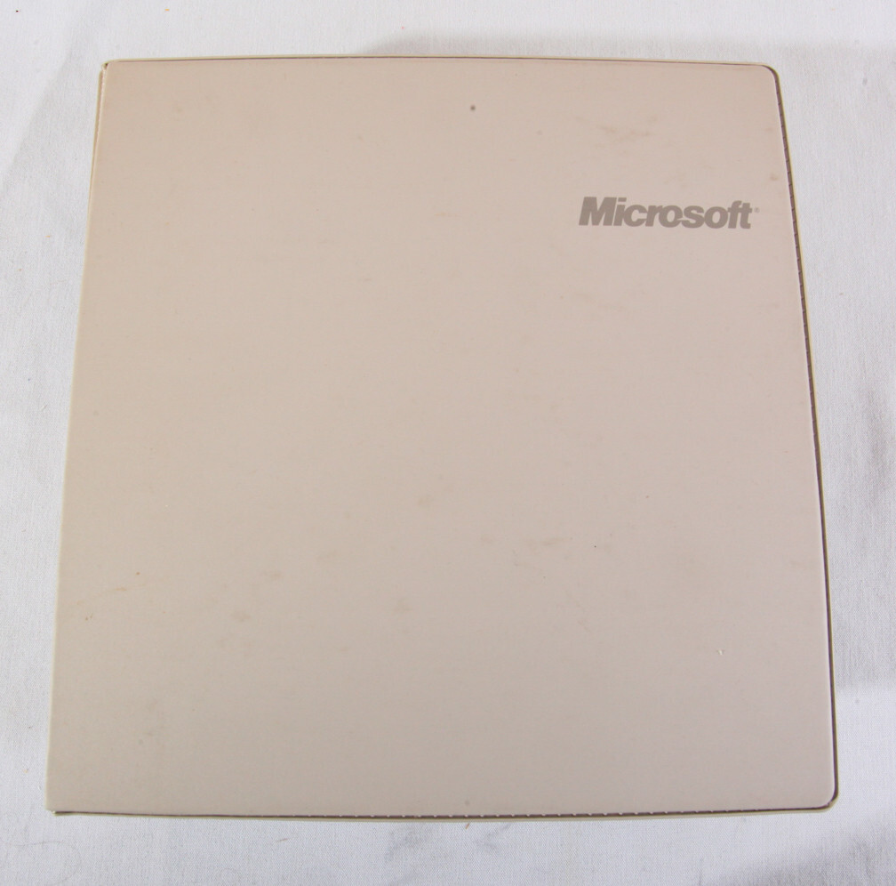 Microsoft Word v 3.0, 1986 Software w 8 5.25″ Floppy Disks & Reference Material