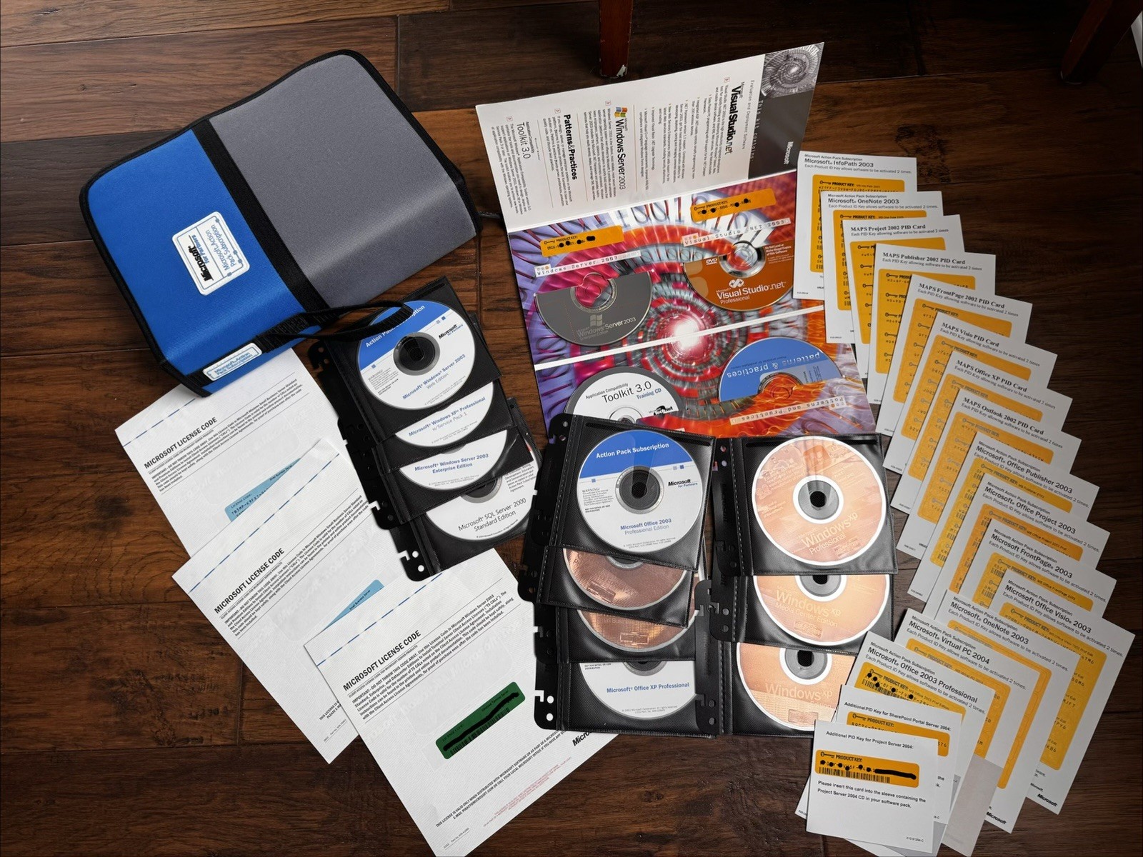 Microsoft Action Pack Subscription Partner Program: 17 CD’s Lot & 91 Keys