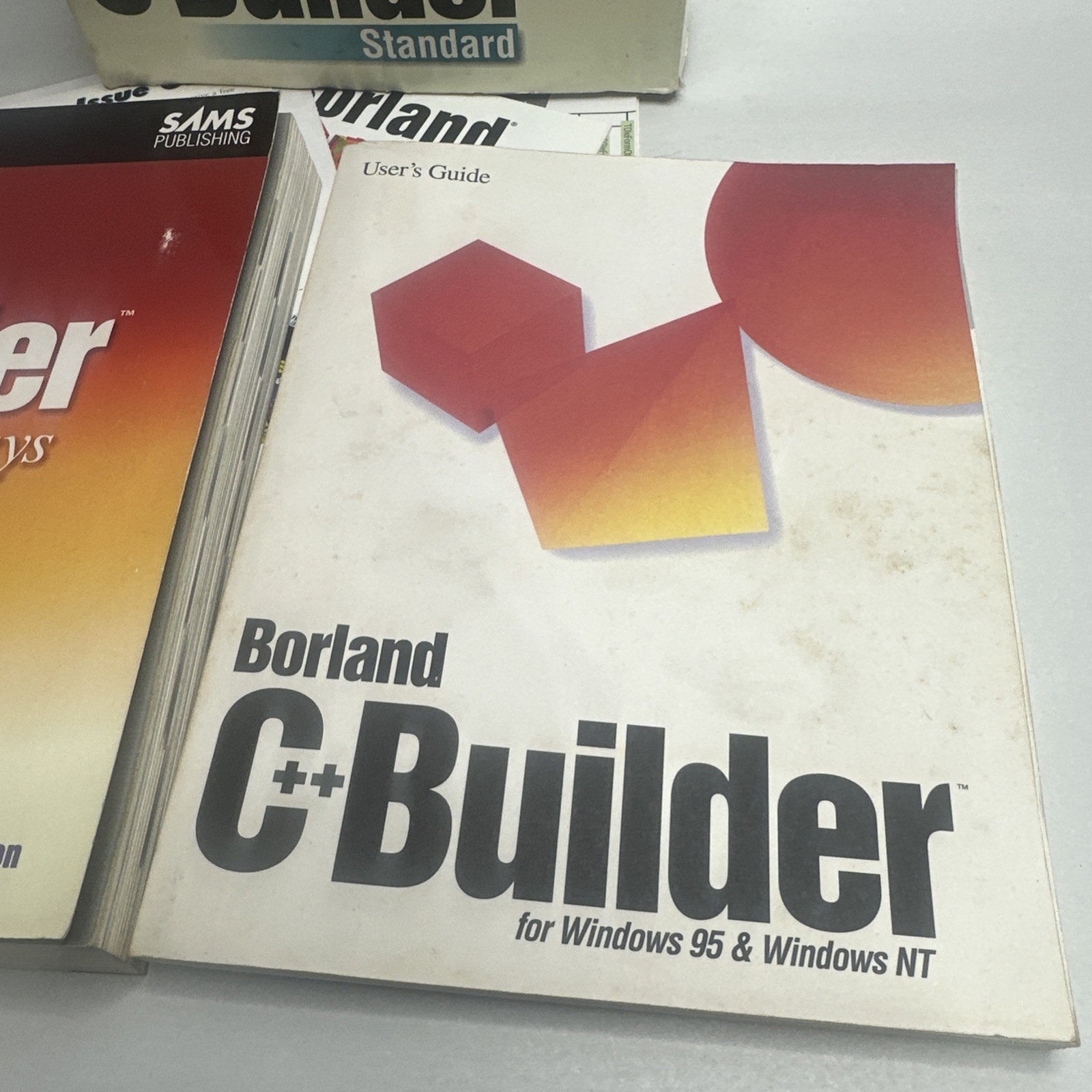 Borland C++ Builder Standard Edition Win 95 NT Box Manuals CD Used