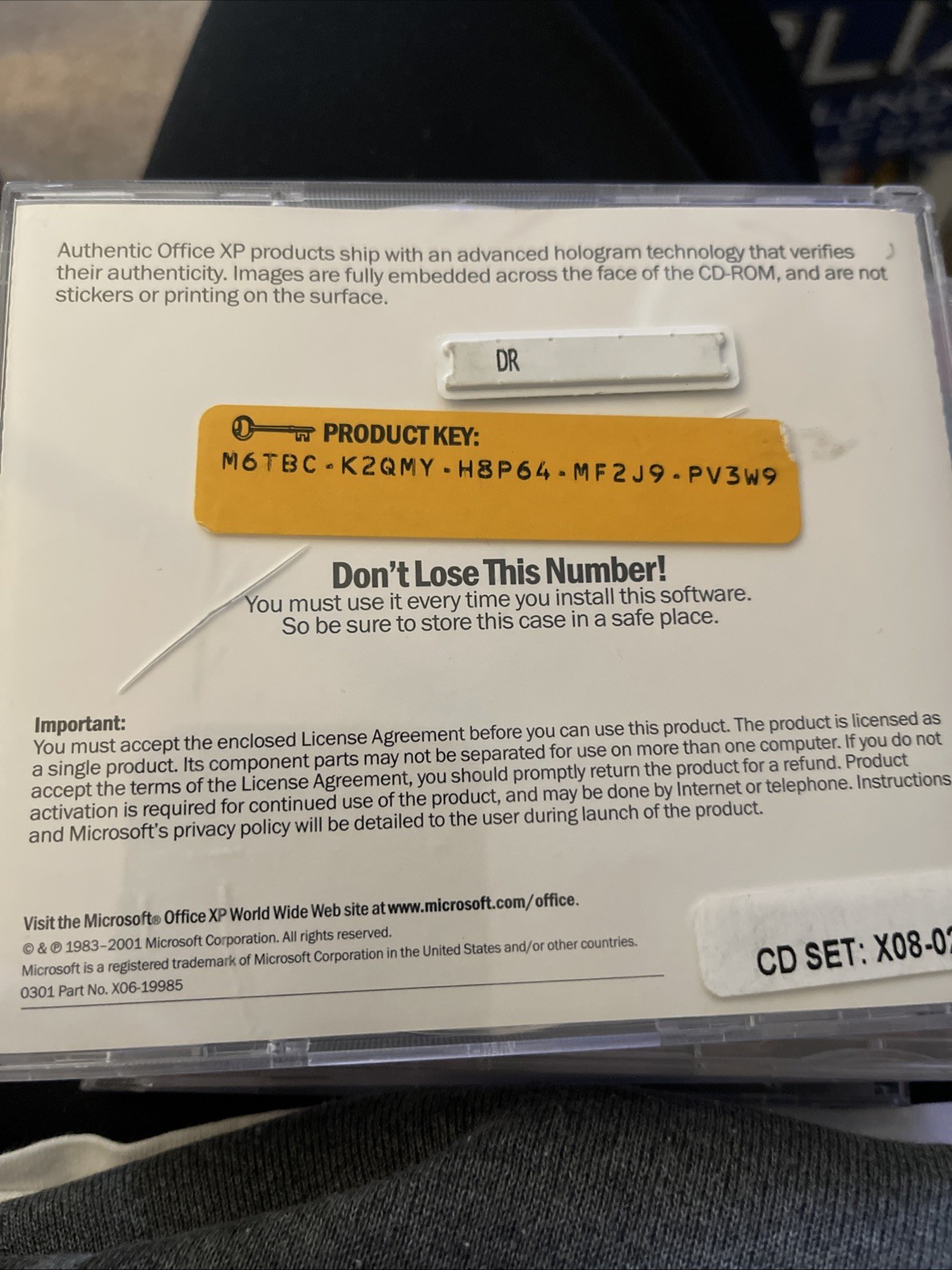 Micro Office XP Pro Academic Esition 2002 Software 2 CD Set Crack In Case As Is