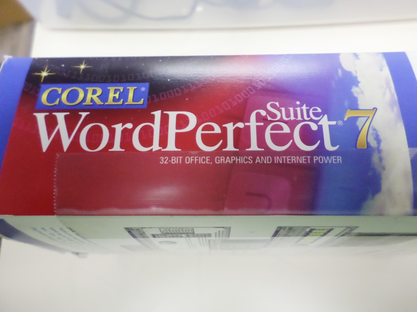 COREL WORDPERFECT SUITE 7 (RETAIL BOX) for WINDOWS 95 on CD 32 Bit