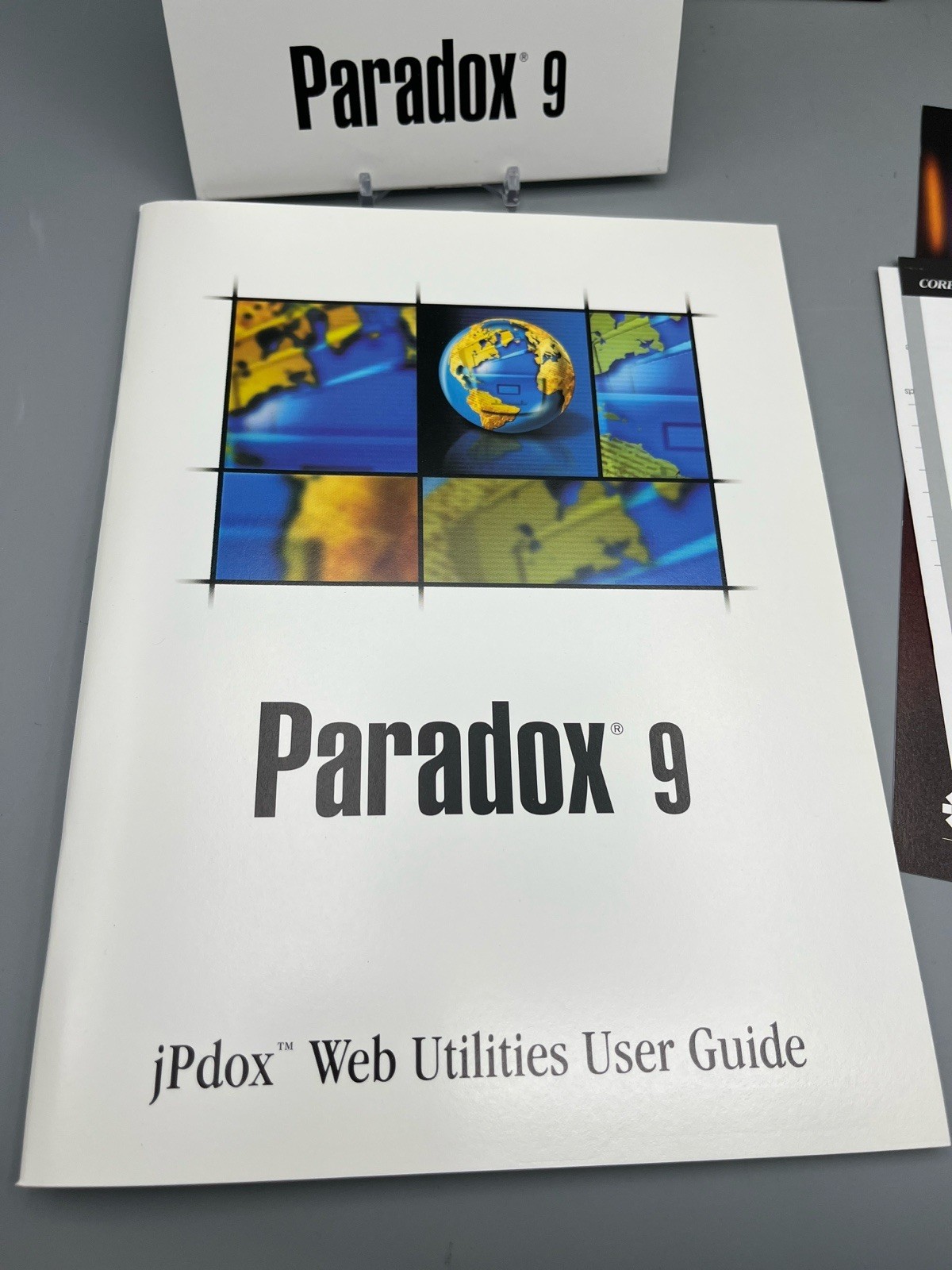 Corel Paradox 9 Database Software CD-ROM + Manual + Paperwork In Box
