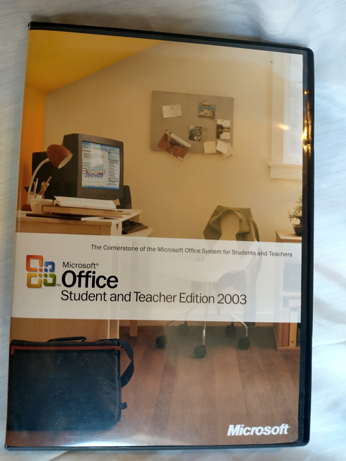 MICROSOFT OFFICE STUDENT AND TEACHER EDITION 2003 OLD VERSION computer SOFTWARE