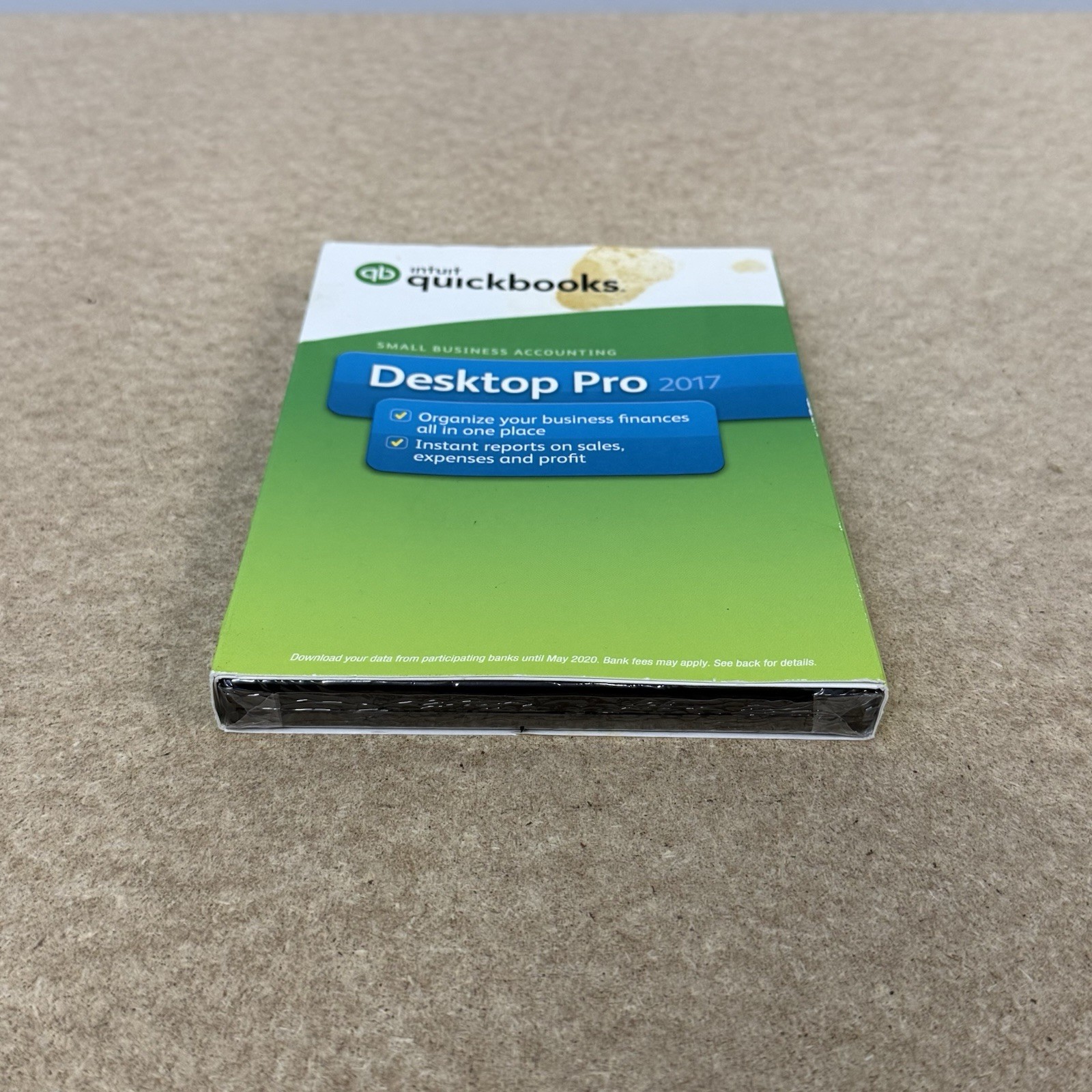 Intuit Quickbooks Desktop Pro 2017 (Windows PC) Small Business Accounting SEALED