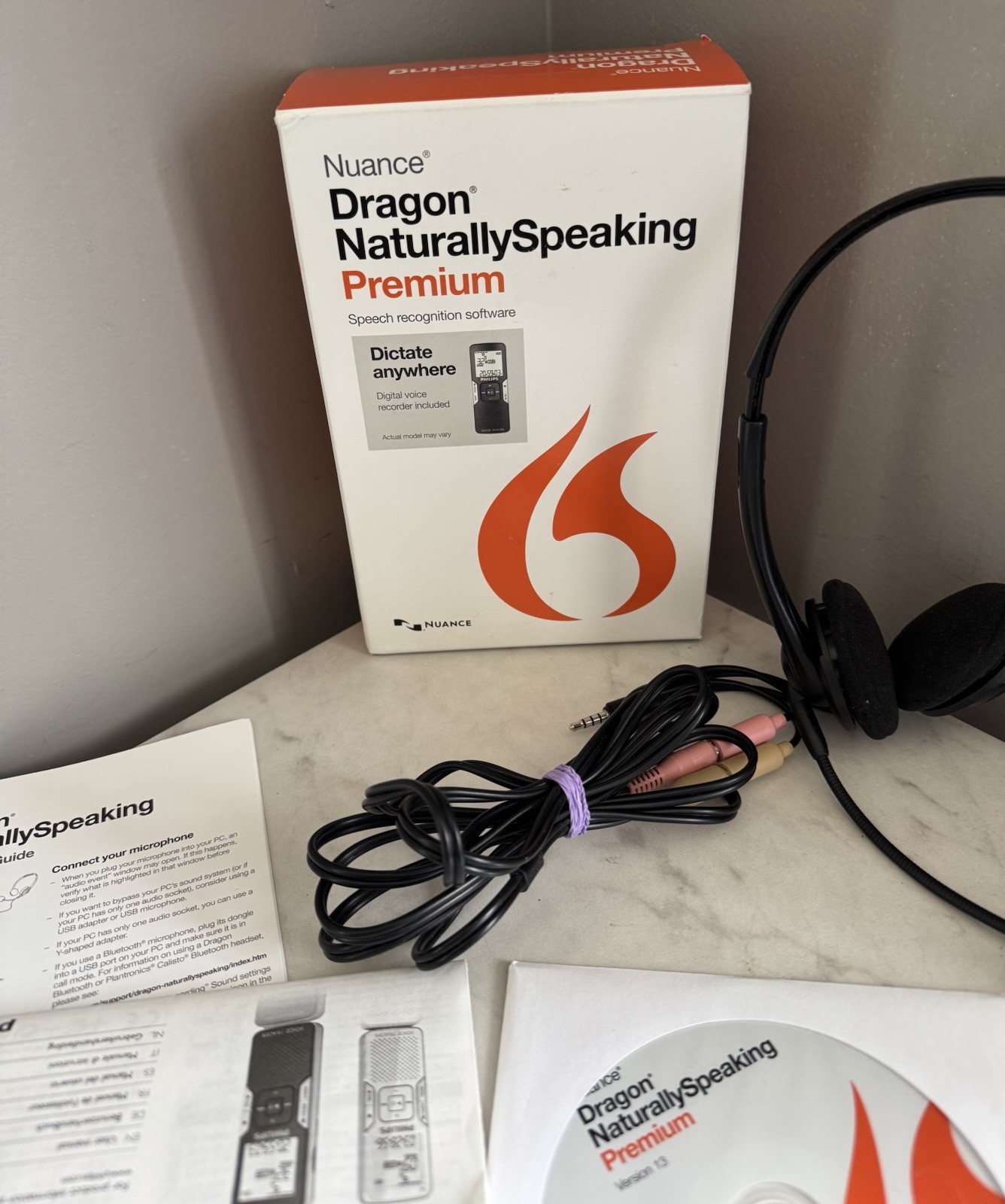 Nuance Dragon NaturallySpeaking Premium 13 software w/ Headset NO RECORDER 🔥🔥