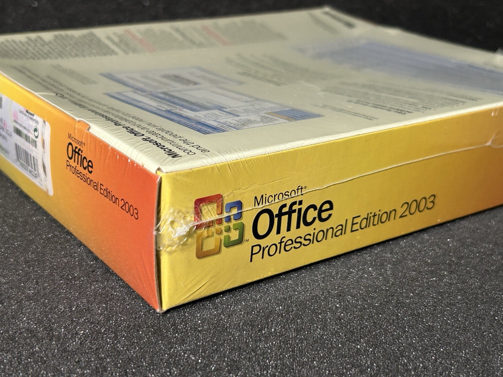 NEW Microsoft Office Professional 2003 Full Retail Version Sealed 269-06738