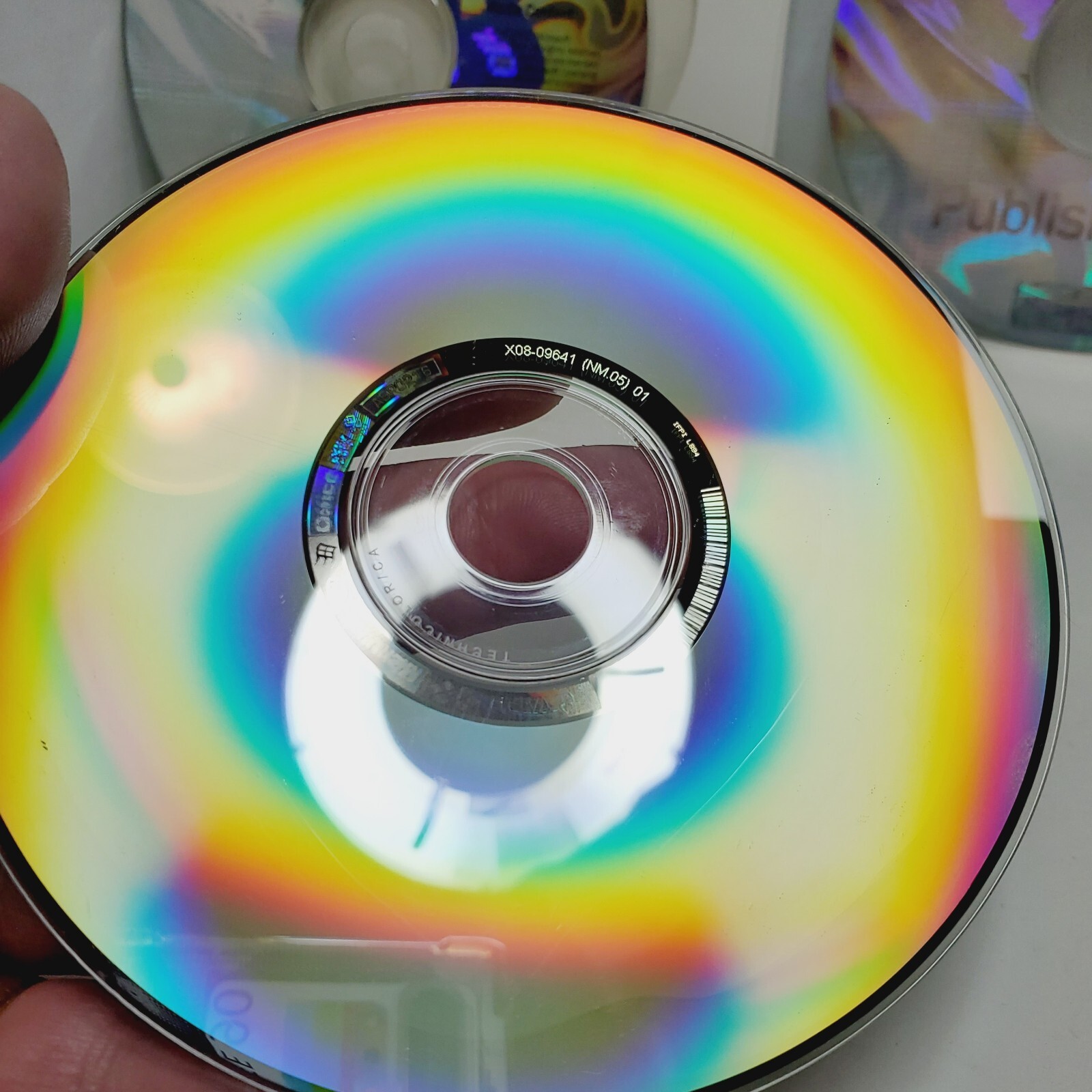 3 Disc Microsoft Office XP Professional + Publisher 2002 Version W/ Product Key