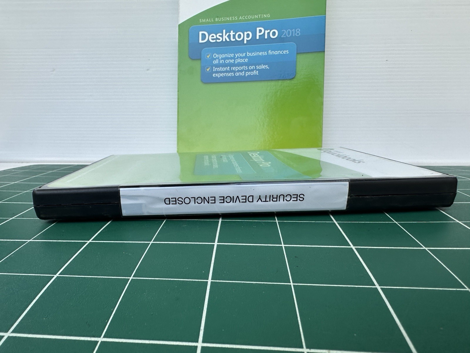Intuit QuickBooks Desktop Pro 2018 NEW SEALED License Key PC Accounting Software