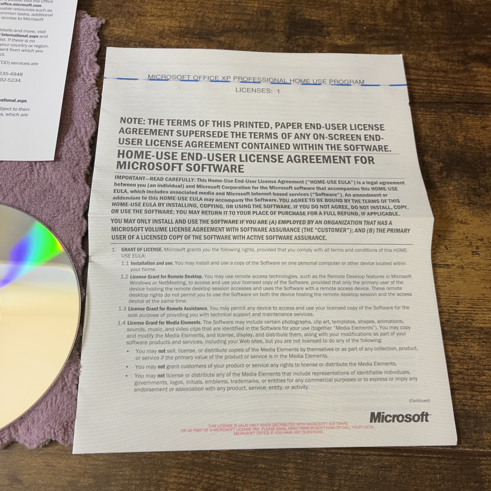 Microsoft Office XP Professional Suite Version 2002 CD with Product Key Included