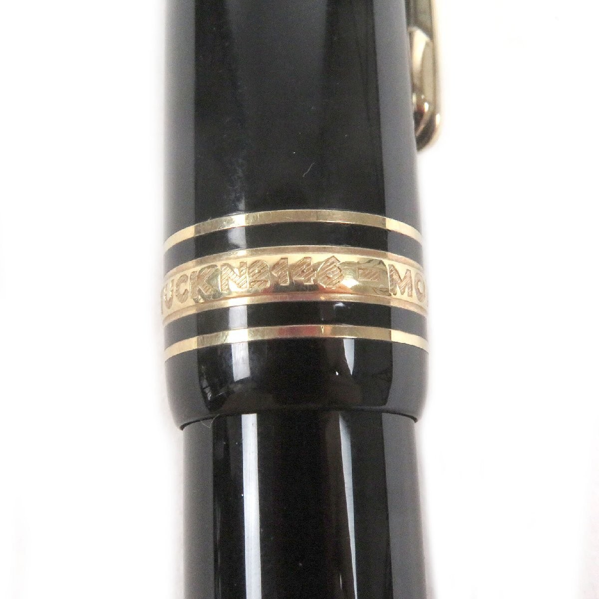 MONTBLANC Meisterstuck 146 Fountain Pen 14K F Nib Black Gold Made in Germany