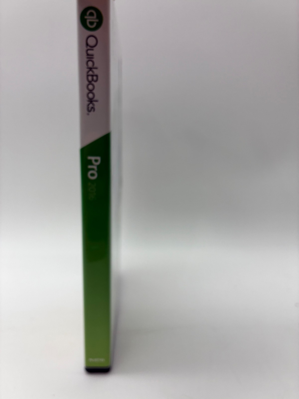 Intuit QuickBooks Pro 2016 Desktop Software Windows PC CD Manuals W/ Product Key