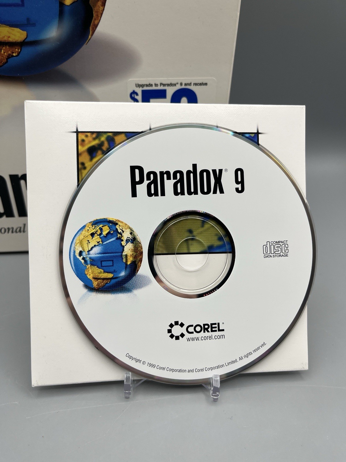 Corel Paradox 9 Database Software CD-ROM + Manual + Paperwork In Box